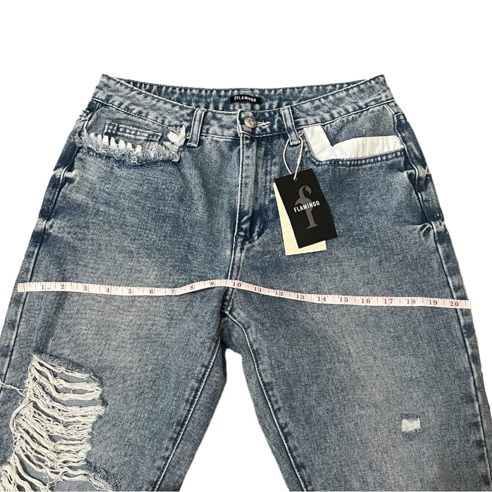 NWT FLAMINGO Distressed Straight Leg Medium Wash Jeans Unique Pocket Detailing - Picture 8 of 10